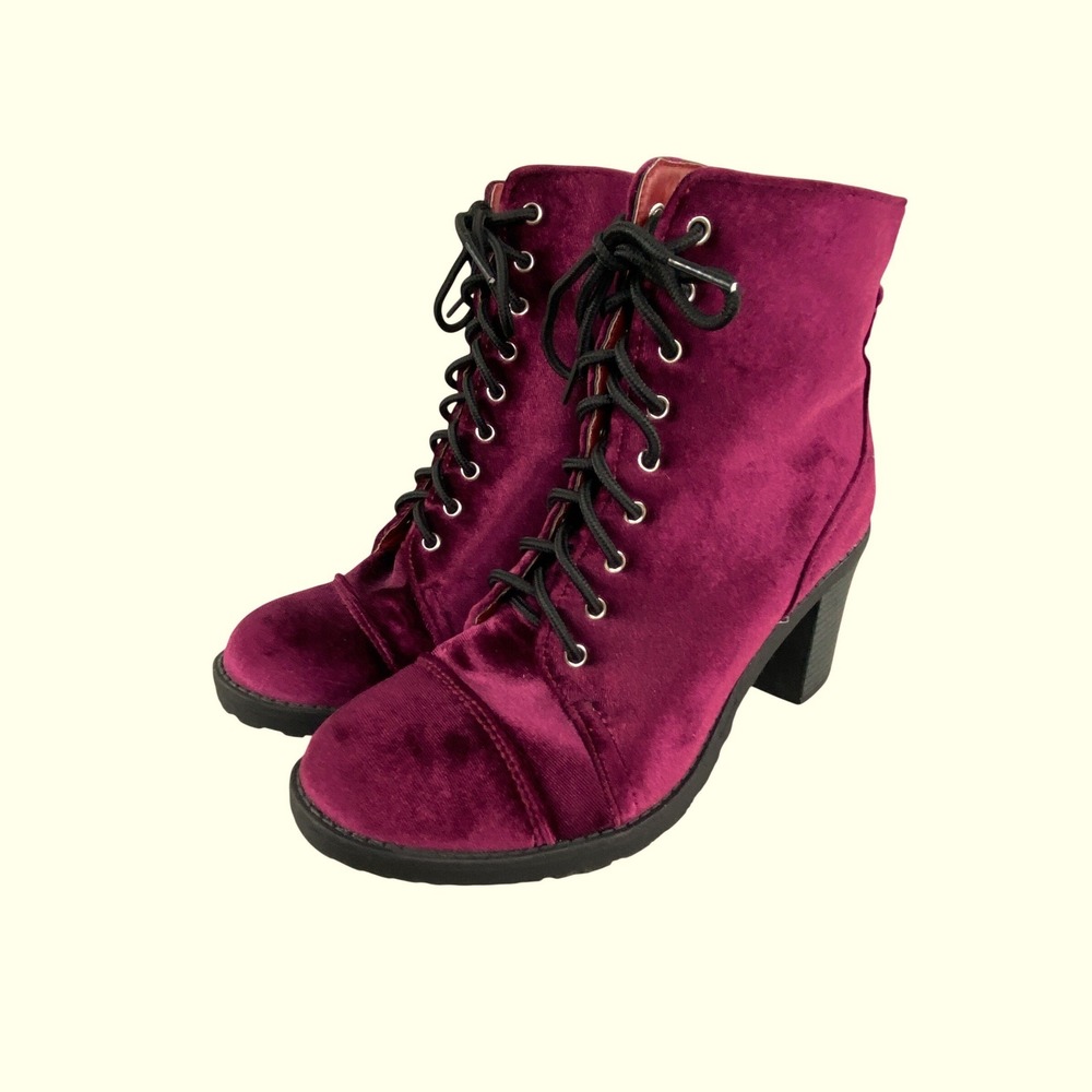 Twisted Womens Velvet Lace Up Chunky Heel Ankle Boots Size 9 Burgundy Berry Goth